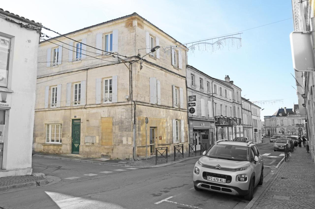T2 De 55M2 Avec Toit Terrasse, Hyper Centre, Wifi, Draps, Savons Et Serviettes Fournis Cognac Cameră foto